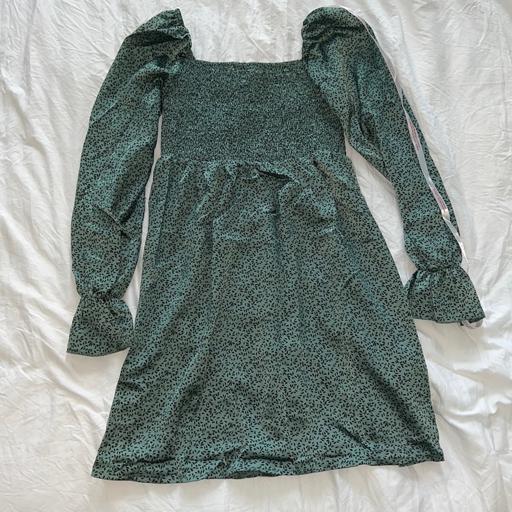 Missguided Green mini dress